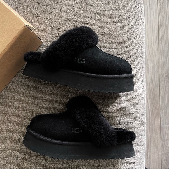 Platform Ugg Slippers - Picture 5 of 5